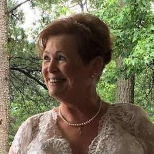 Meet your Posher, Debra